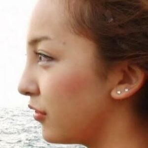 板野友美の整形前画像と費用を調査